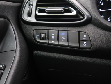 Hyundai i30 Fastback - 2023