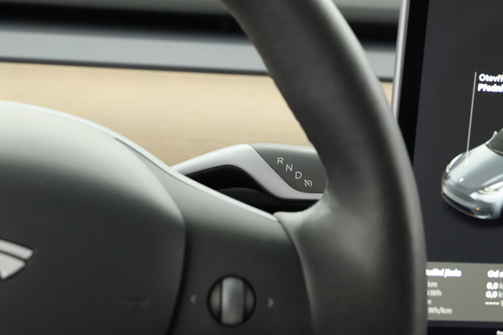 Tesla Model Y - 2021