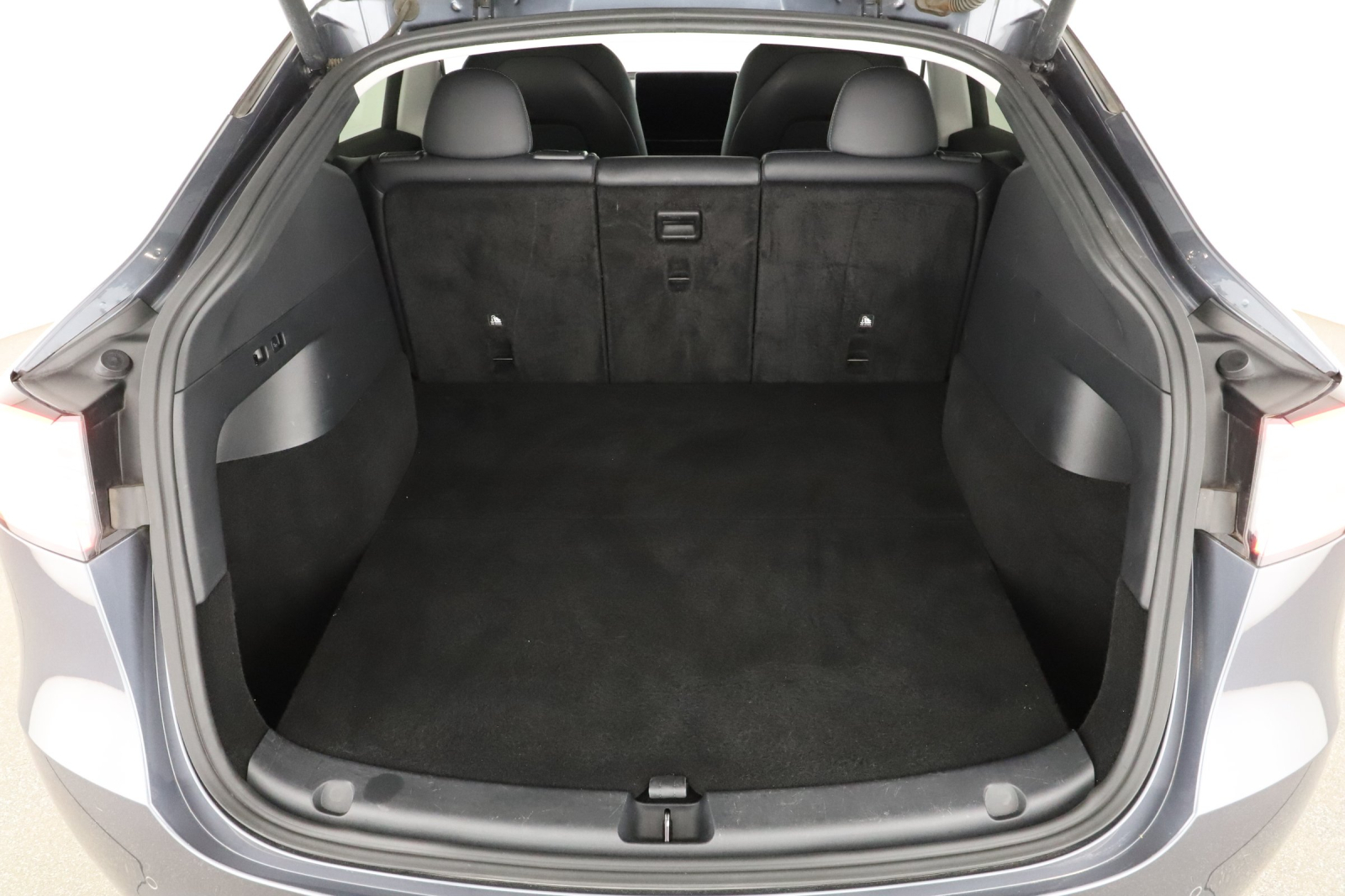 Tesla Model Y - 2021