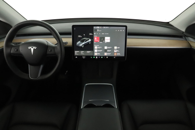 Tesla Model Y - 2021