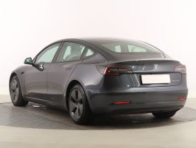 Tesla Model 3 - 2020