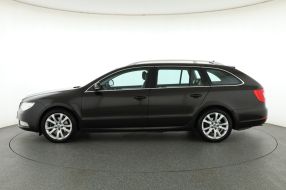 Skoda Superb - 2012