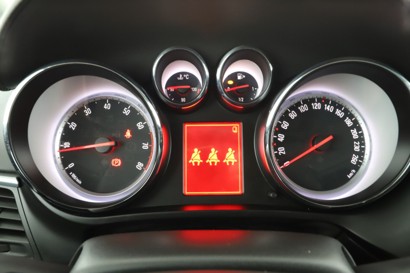Opel Zafira, 2015