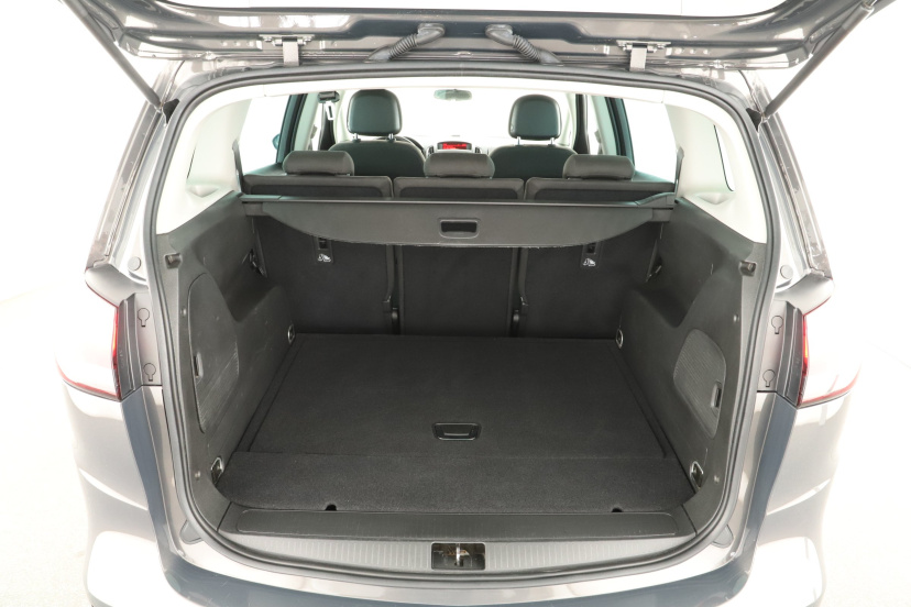 Opel Zafira, 2015