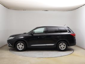 Mitsubishi Outlander - 2016