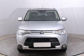 Mitsubishi Outlander - 2014