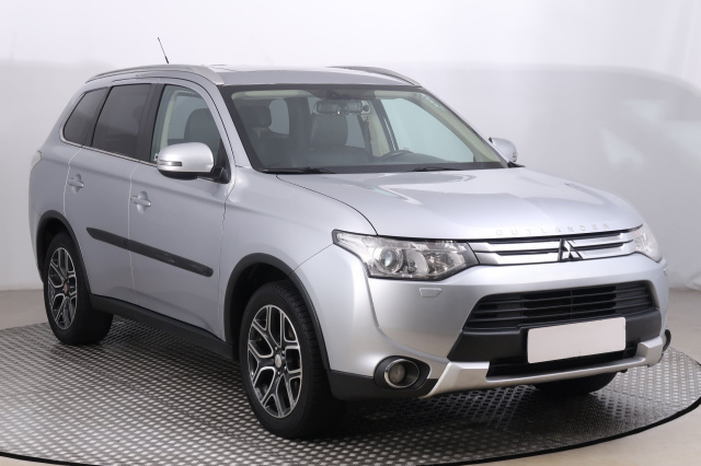 Mitsubishi Outlander 2014