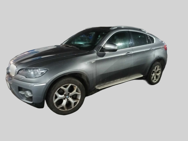 BMW X6 2011