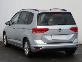 Volkswagen Touran - 2016