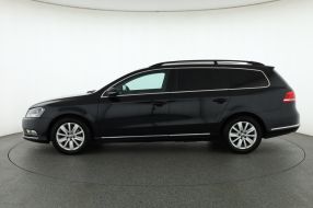 Volkswagen Passat - 2013