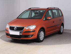 Volkswagen Touran - 2010