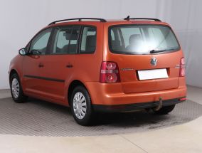 Volkswagen Touran - 2010