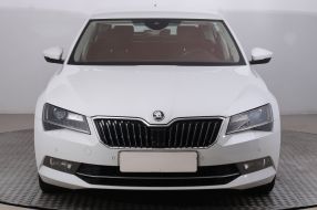 Skoda Superb - 2019