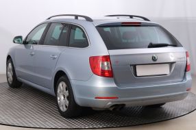 Skoda Superb - 2012