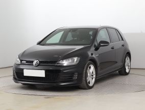 Volkswagen Golf - 2015