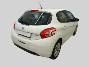 Peugeot 208 - 2013