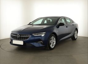 Opel Insignia - 2022