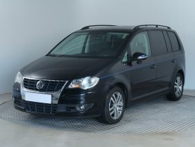 Volkswagen Touran - 2010