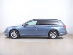 Volkswagen Passat - 2015