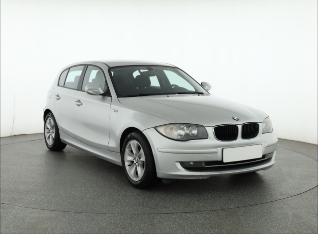 BMW 1 2011