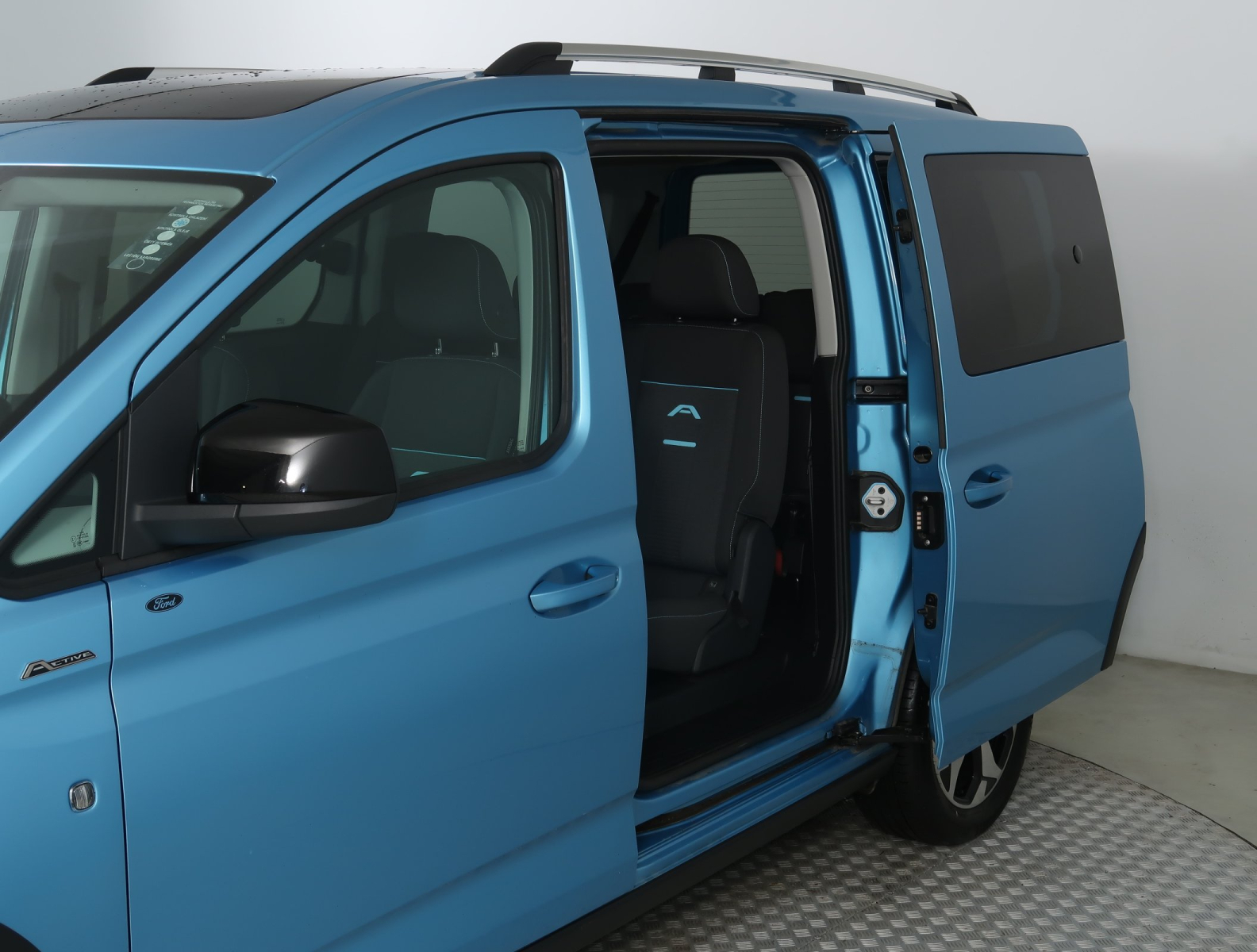 Ford Tourneo Connect - 2023