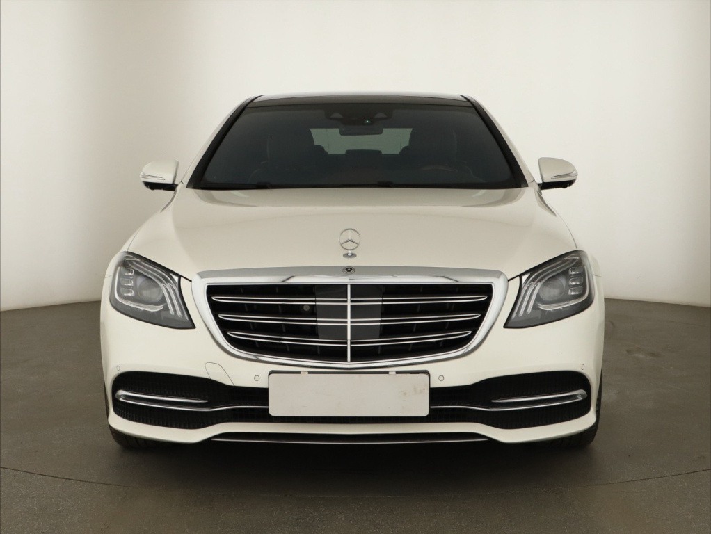 Mercedes-Benz S