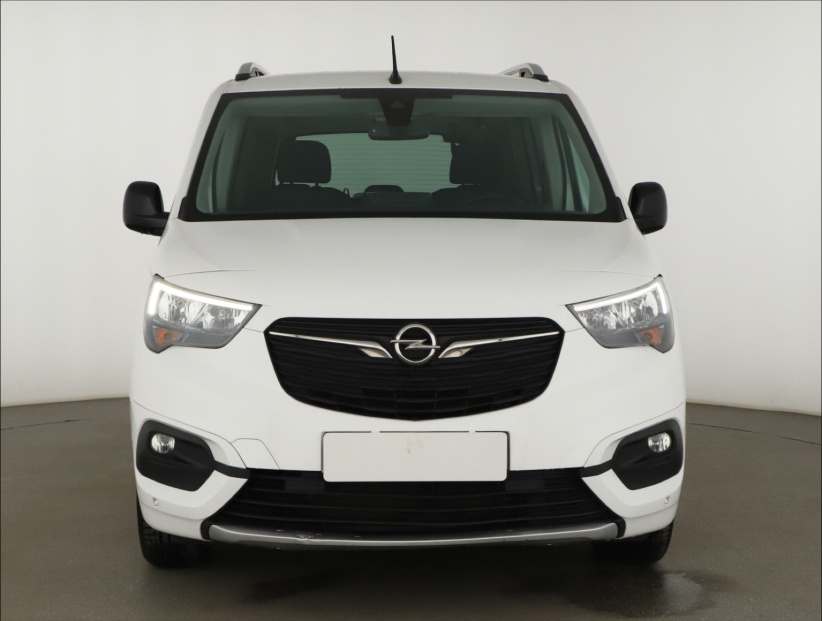 Opel Combo, 2021