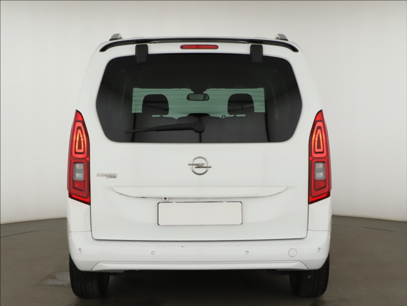 Opel Combo, 2021