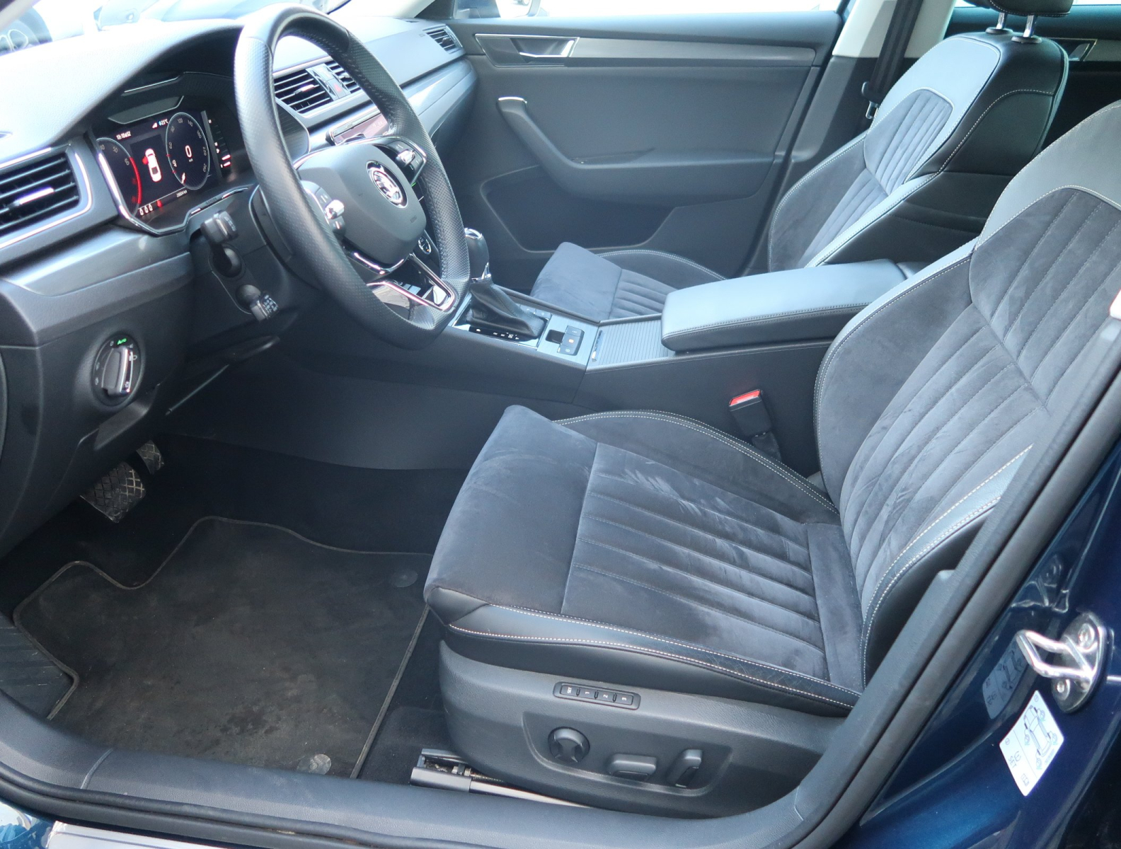 Škoda Superb - 2022