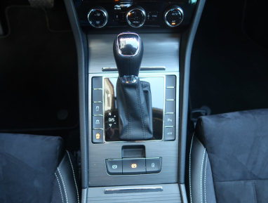 Škoda Superb - 2022