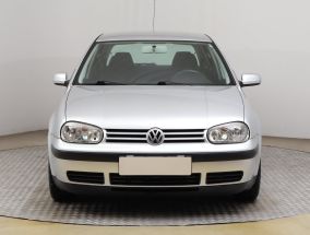 Volkswagen Golf - 2002