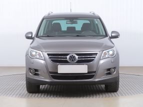 Volkswagen Tiguan - 2010