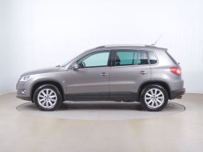 Volkswagen Tiguan - 2010