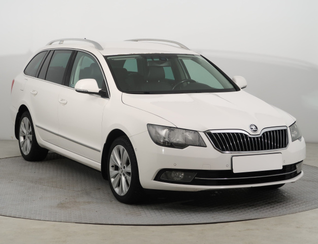 Škoda Superb 2014