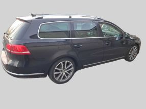 Volkswagen Passat - 2011