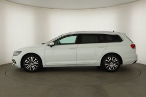 Volkswagen Passat - 2020