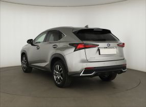 Lexus NX - 2021