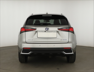 Lexus NX - 2021