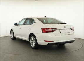 Skoda Superb - 2016
