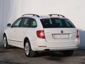 Skoda Superb - 2013