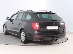 Skoda Superb - 2011