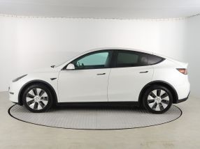 Tesla Model Y - 2021