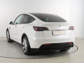 Tesla Model Y - 2021