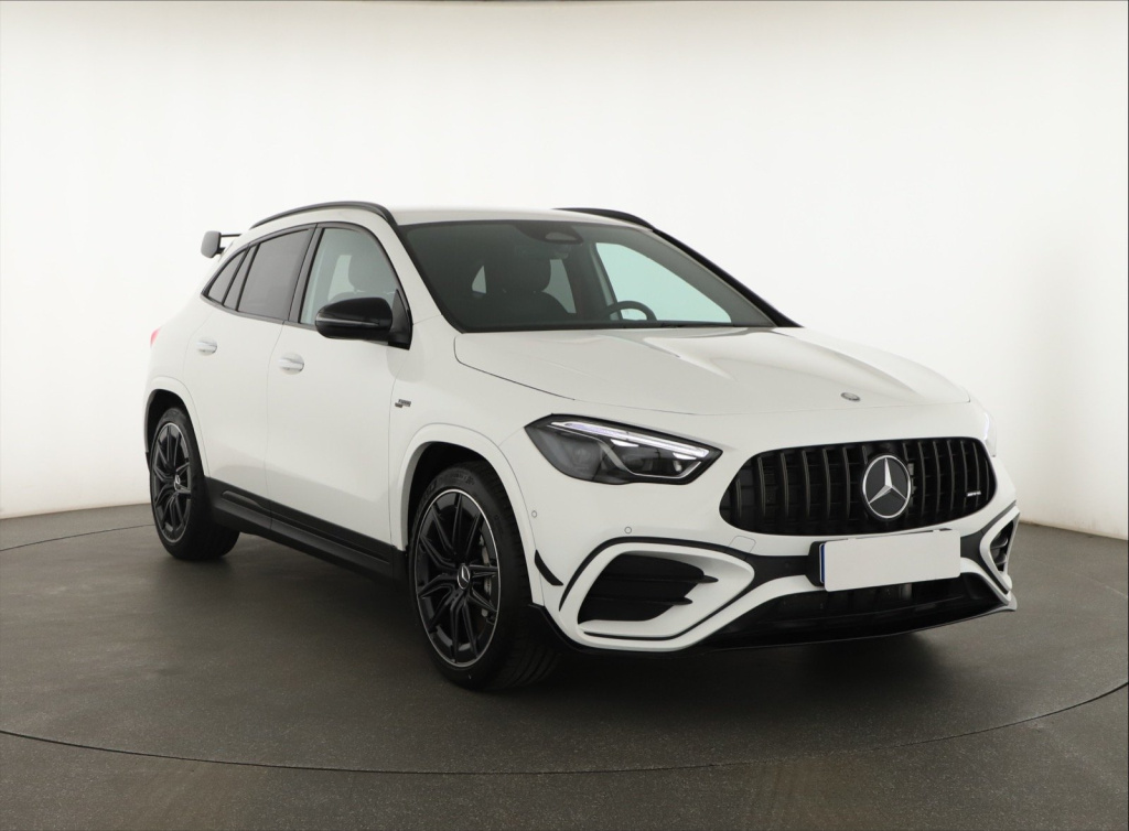 Mercedes-Benz GLA 35 AMG 4MATIC