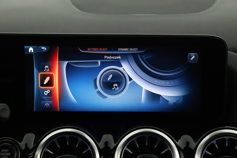 Mercedes-Benz GLA, 2026