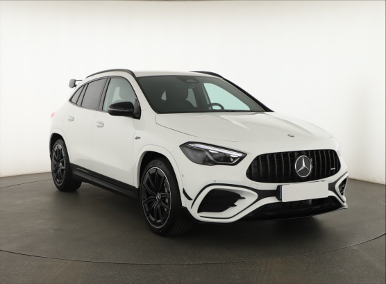 Mercedes-Benz GLA 35 AMG 4MATIC