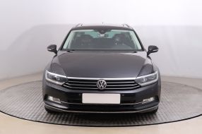 Volkswagen Passat - 2015