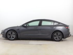 Tesla Model 3 - 2021