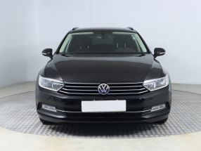 Volkswagen Passat - 2015