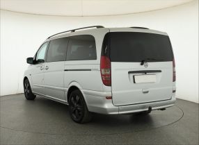 Mercedes-Benz Viano - 2010